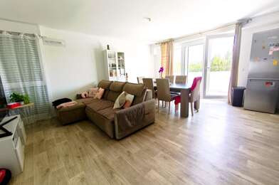 Appartement 3 pièces 166400 €
