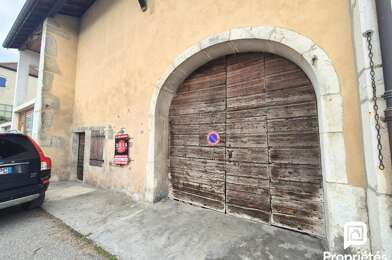 Maison 1 pièces 325000 €