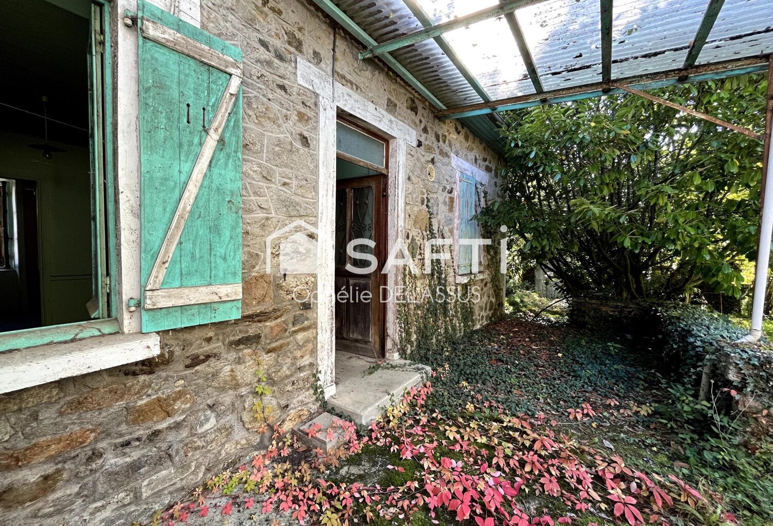 À vendre ensemble immobilier à rénover entièrement, idéal investisseur ou artisan ! — photo 1