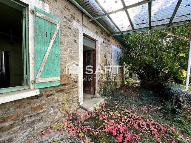 À vendre ensemble immobilier à rénover entièrement, idéal investisseur ou artisan ! — photo du bien