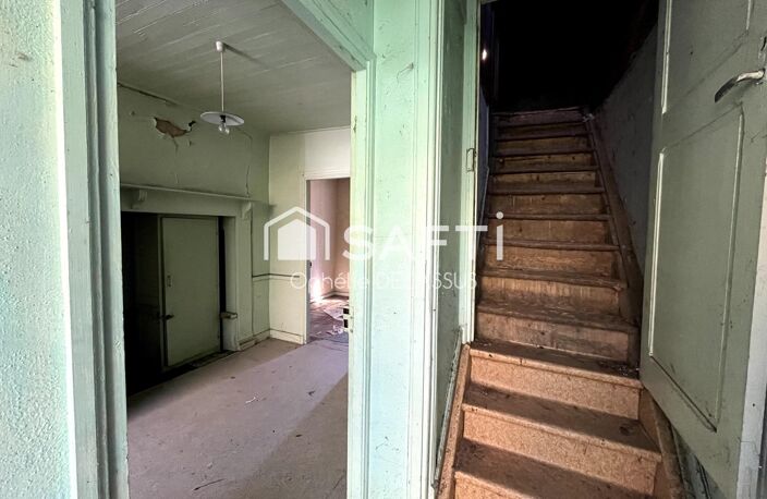 À vendre ensemble immobilier à rénover entièrement, idéal investisseur ou artisan ! — photo 4