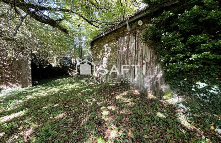 À vendre ensemble immobilier à rénover entièrement, idéal investisseur ou artisan ! — photo 5