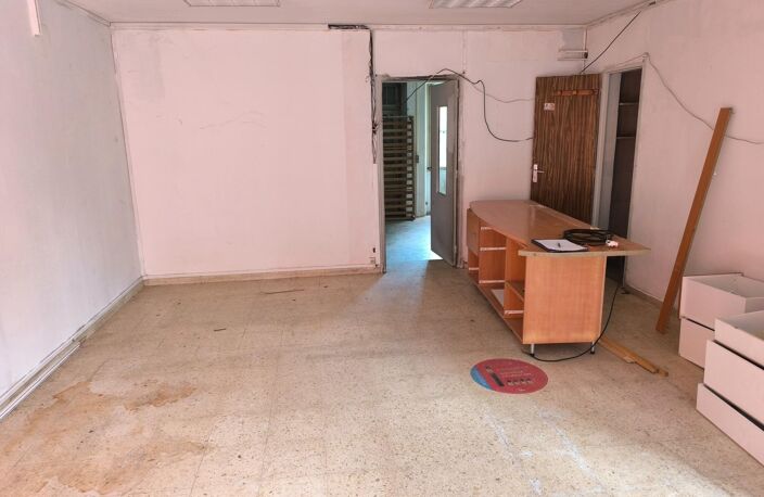 IMMEUBLE +Dépendances + Terrain constructible — photo 5
