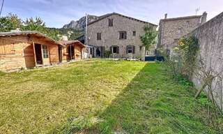 Divers 7 Pièces 200 m² à vendre à Soleilhas (04120)