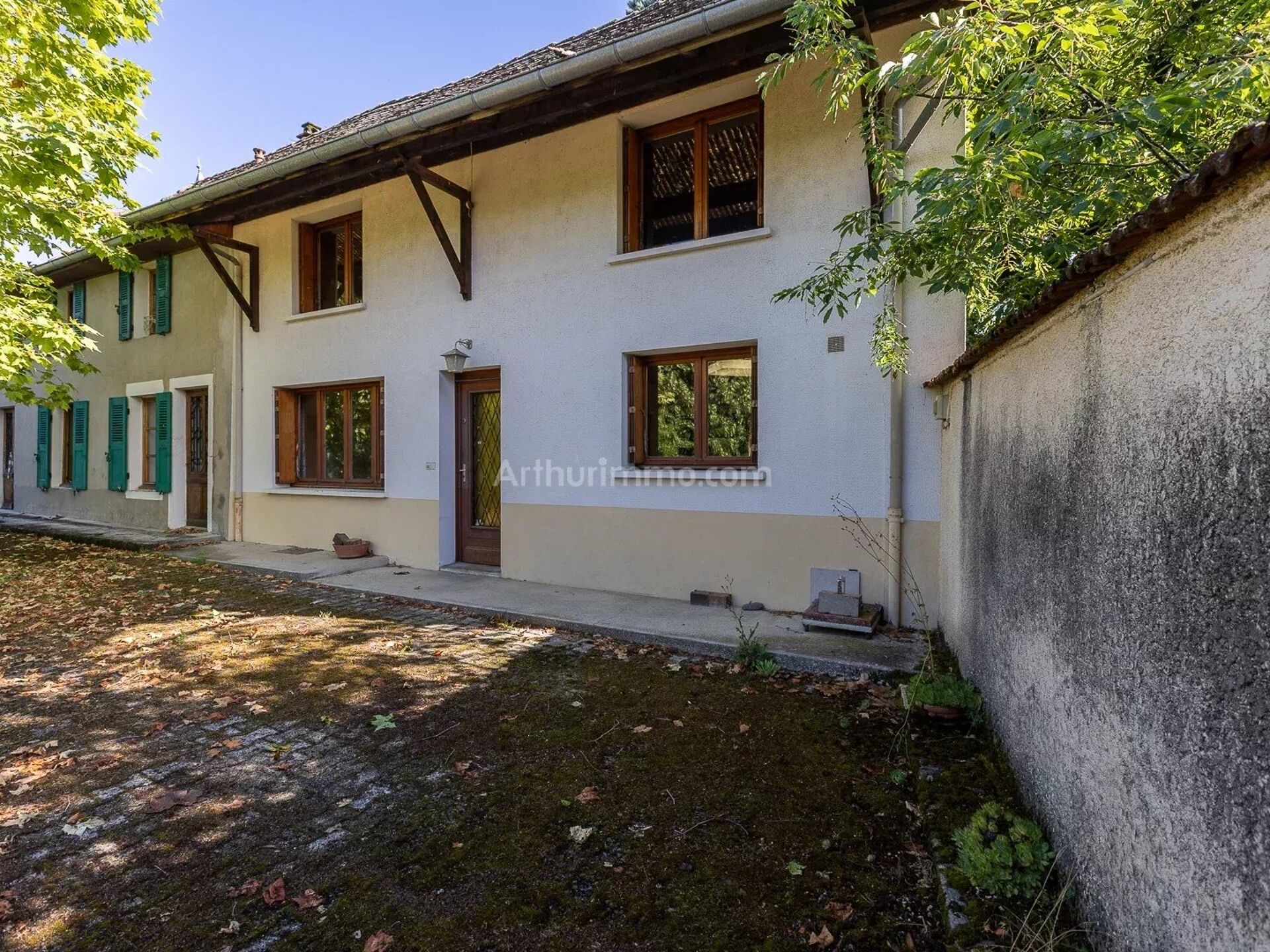 Maison 8 pièces 170 m² · à Les Avenières Veyrins-Thuellin · 170 m² · 215 000 €