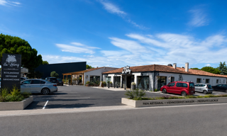 Commerce  180 m² à louer à Vergèze (30310)