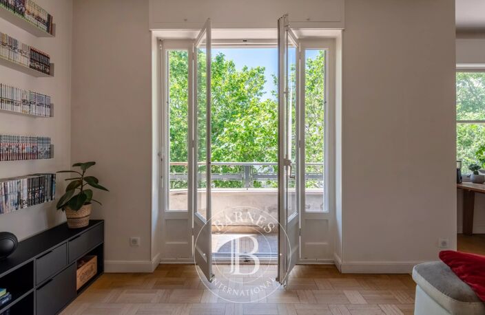 Lyon 3ème - Appartement de 135,45 m² - 3 chambres - Balcons - Cave — photo 3