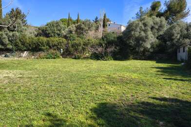 Maison  610000 €