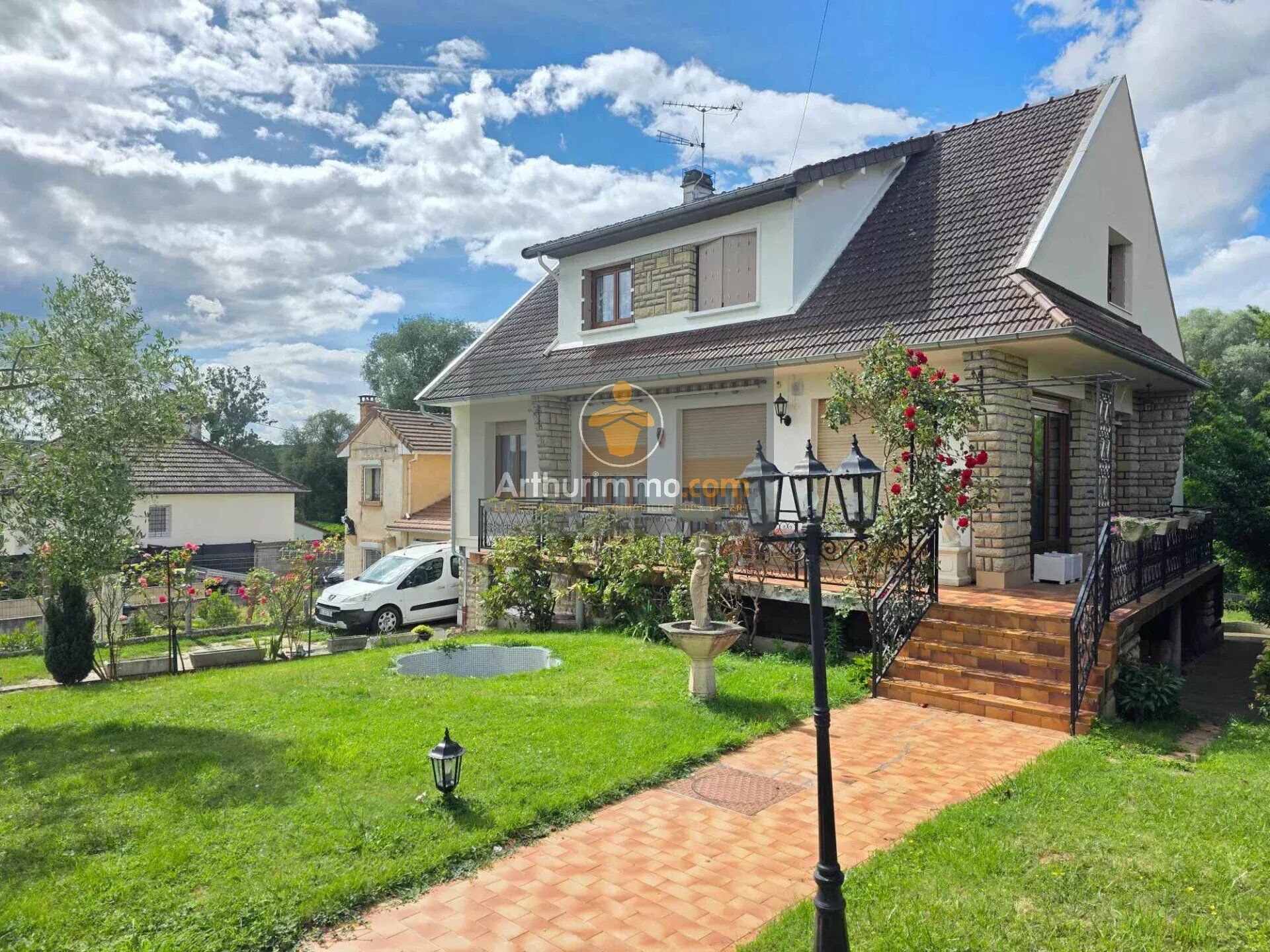 Maison 6 pièces 140 m² · à Écouen · 140 m² · 424 000 €