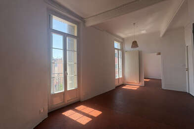 Appartement 3 pièces 870 €