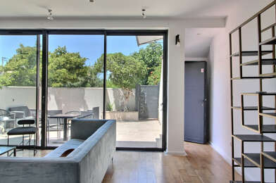 Appartement 4 pièces 2270 €