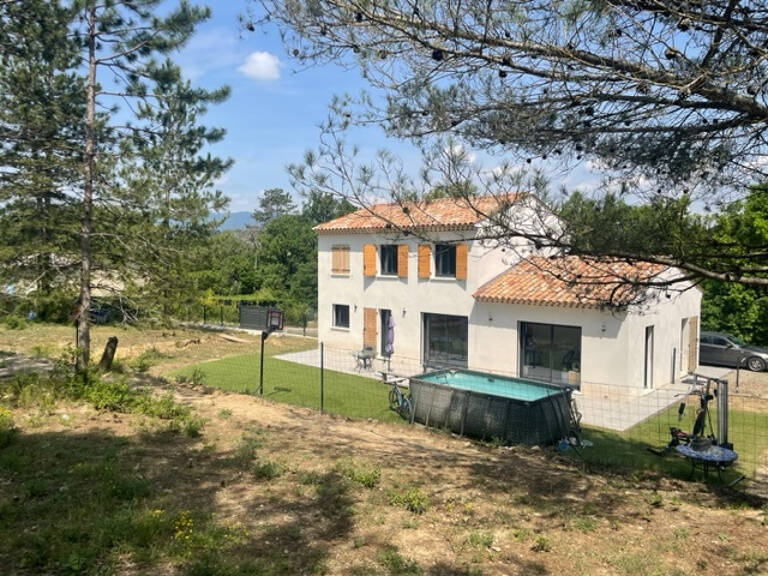 VILLA RECENTE DE 149M2 SUR PARCELLE DE 5600M2 A MOINS DE 10 — photo 1