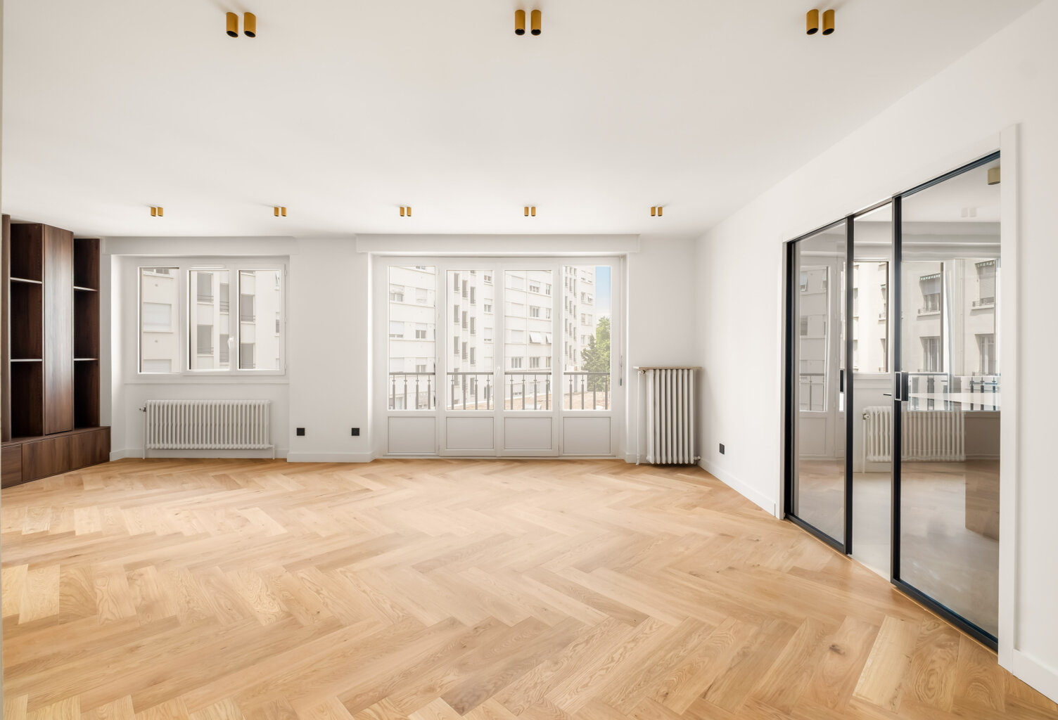 T5 entièrement rénové, 4 chambres, proche Parc de la Tête d' — photo 1