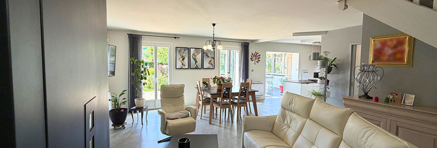 Maison 5 Pièces 146 m² à vendre à Idron (64320)