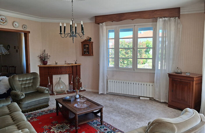 Entre Nature et Sérénité - Maison Familiale à réinventer de 122 m² sur 1 932 m² de Terrain — photo 3