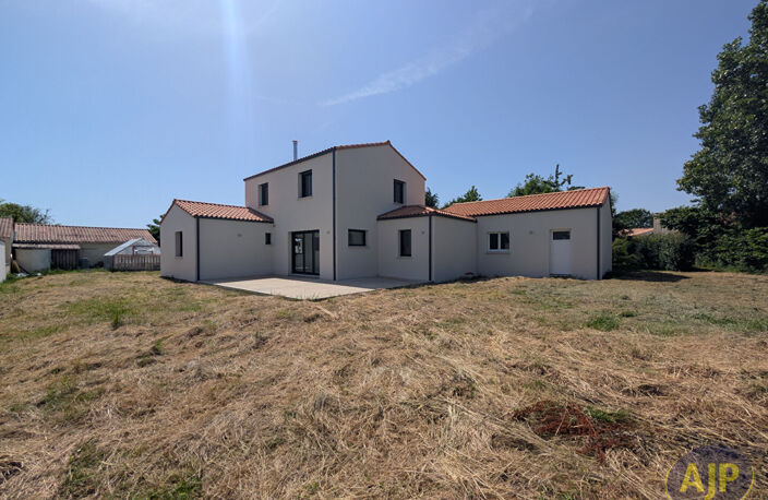 Maison La Boissiere De Montaigu 6 pièce(s) 130 m2 — photo 2