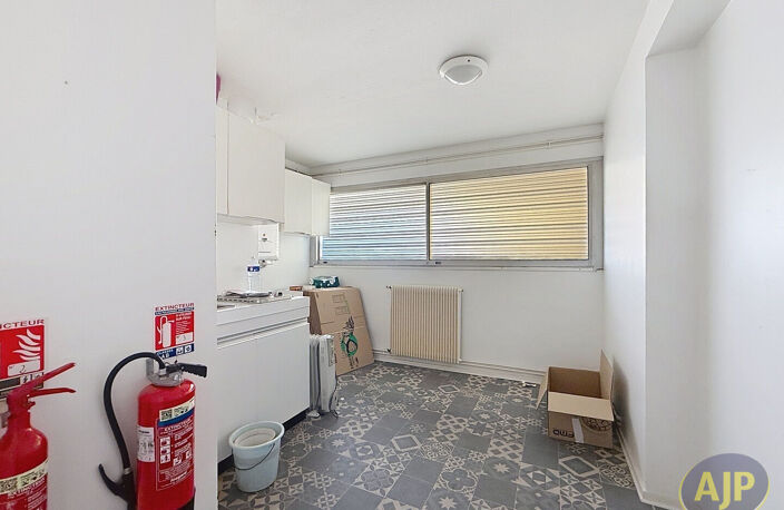 Arcachon centre  bureaux 134 m2 — photo 5