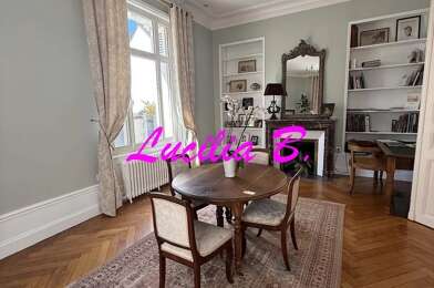 Maison 7 pièces 696800 €
