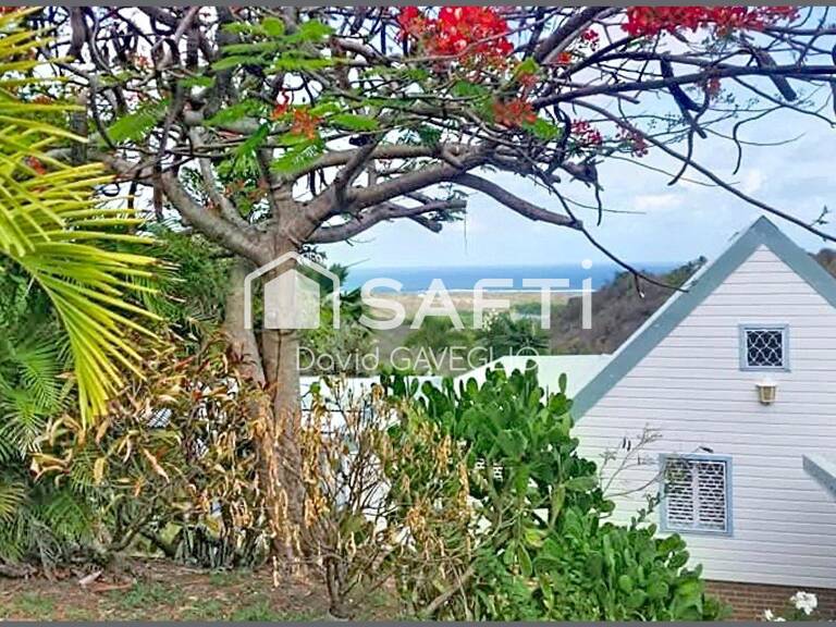 Maison T3 en bois de style créole, vue mer — photo 1
