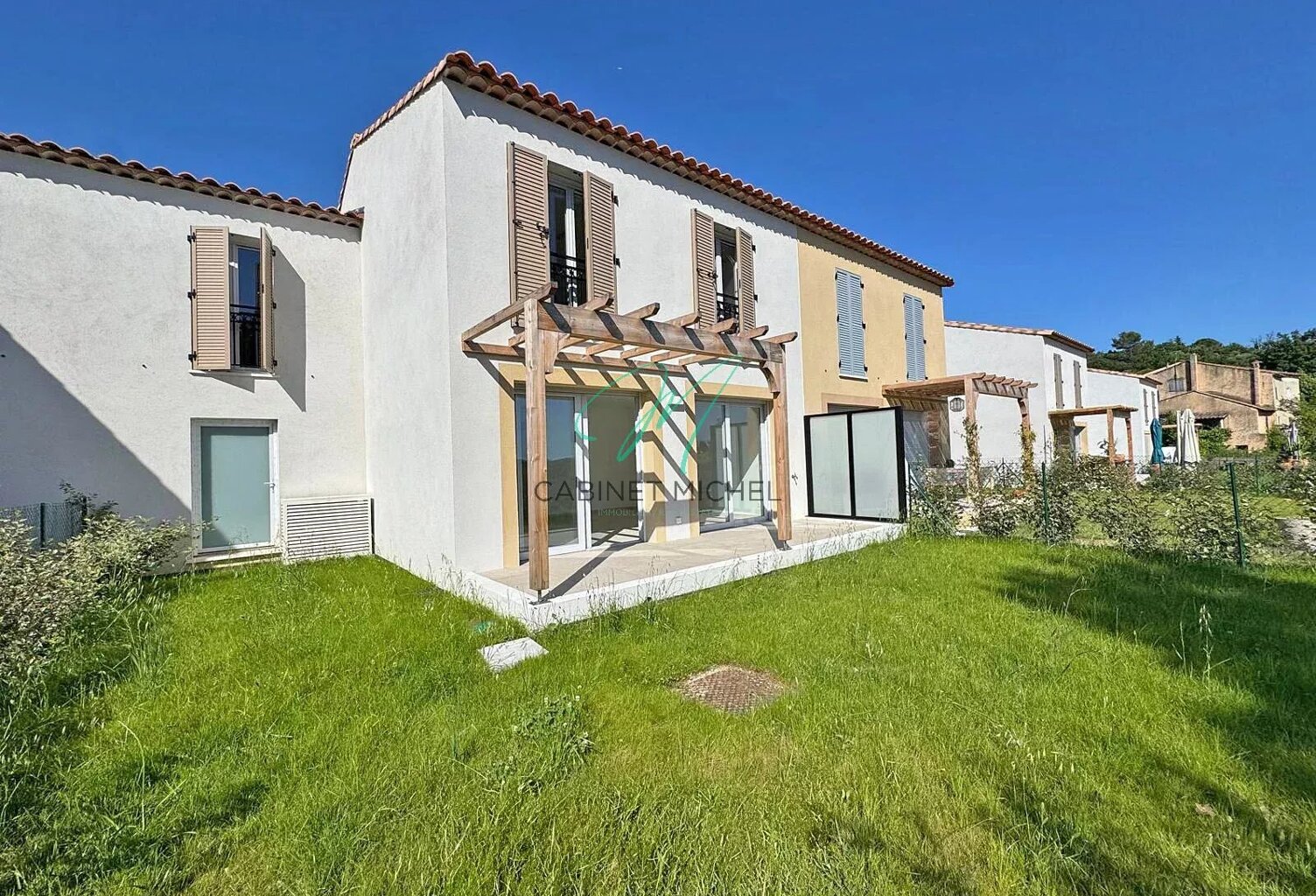 OPIO : Villa neuve — photo 1