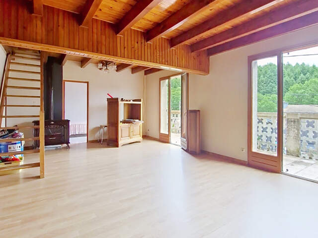 Maison 6 pièces 106 — photo du bien