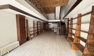 Commerce  134 m² à louer à Tarare (69170)