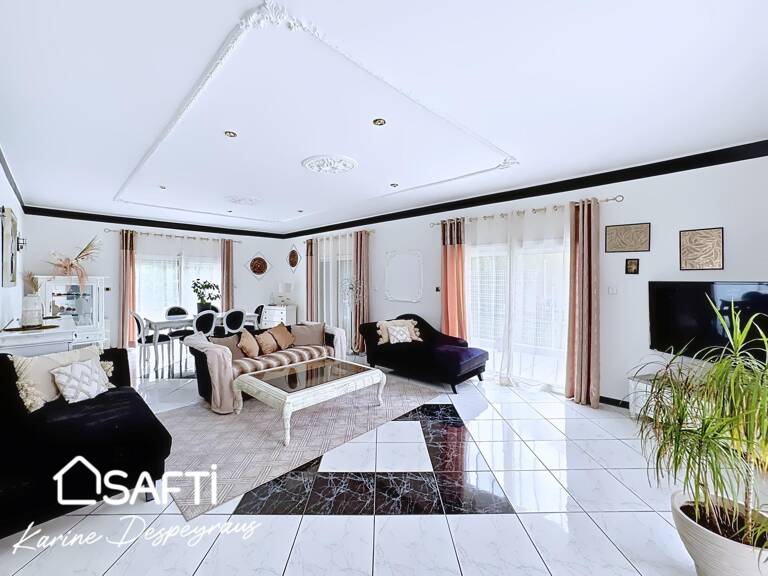 Maison 6 pièces, 4 chambres — photo 1