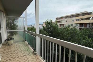 Appartement 4 pièces 90000 €