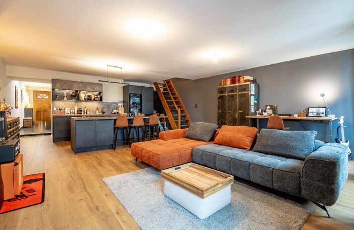 GRAND APPARTEMENT AU CENTRE DU VILLAGE — photo 3