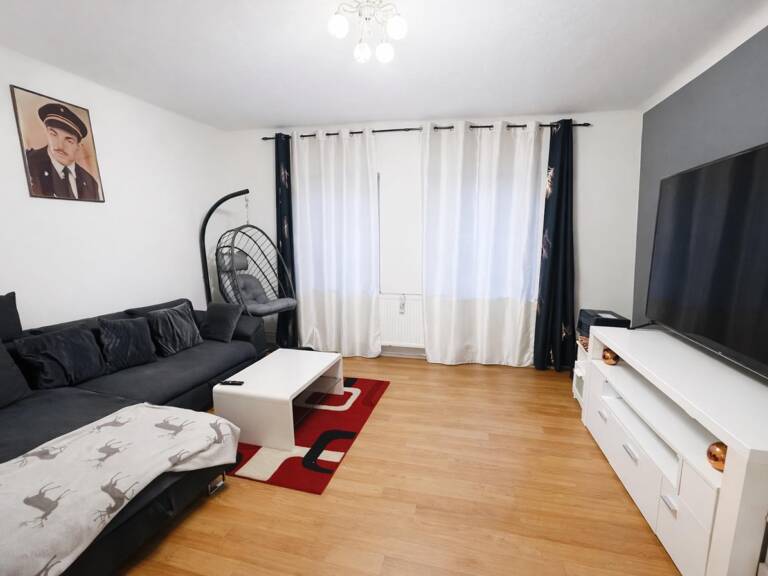 Maison fonctionnelle et bien située, prête à vous accueillir ! — photo 1