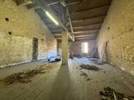 Garage à fort potentiel au coeur de Mirambeau — photo 2