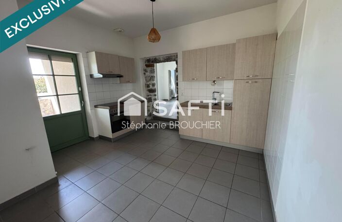 Appartement avec cave terrasse cour et local commercial — photo 5