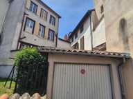 Ensemble immobilier avec cour intérieure et garage — photo 4