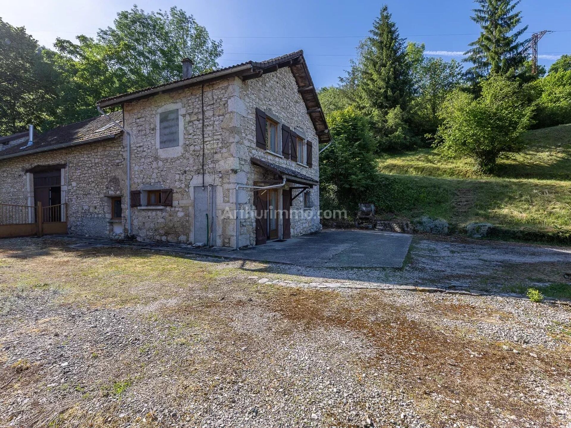 Maison 4 pièces 101 m² · à Marchamp · 101 m² · 214 000 €