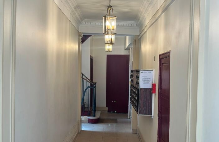 Vente appartement 3 pièces 50 m² Paris 11 (75011) — photo 2