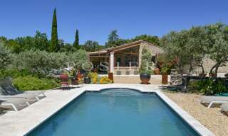 Maison 8 Pièces 150 m² à vendre à Gordes (84220)
