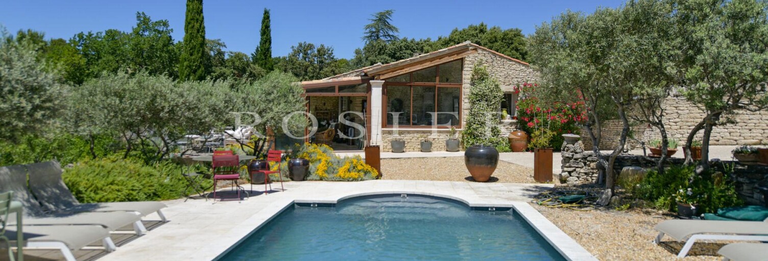 Maison 8 Pièces 150 m² à vendre à Gordes (84220)