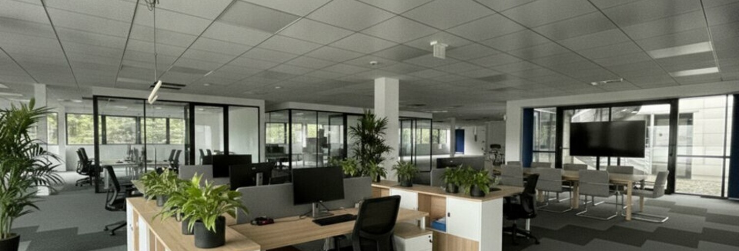 Bureau  1909 m² à louer à Saint-Priest (69800)