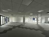 BUREAUX à LOUER — photo 3
