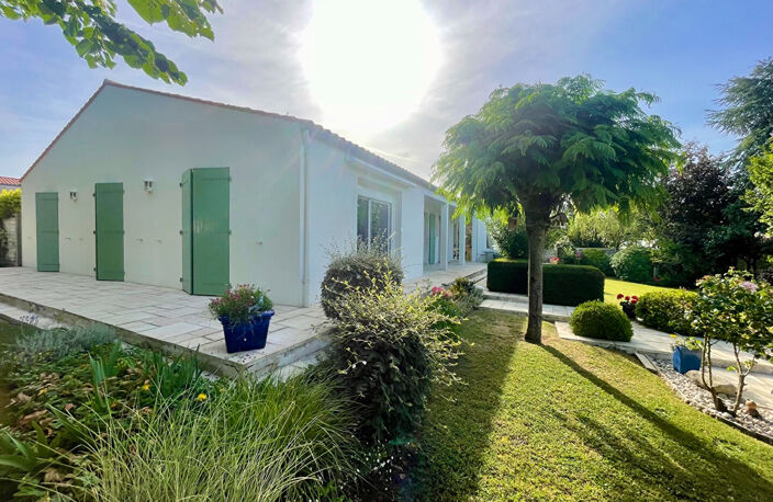 A VENDRE BOURGNEUF PROPRIETE 6 PIECES 4 CHAMBRES SUR TERRAIN 1855M2 — photo 3