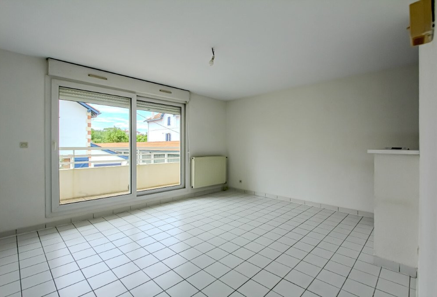 BIARRITZ - PROXIMITE CENTRE VILLE APPARTEMENT -T2 BALCON- CAVE -PARKING — photo 1