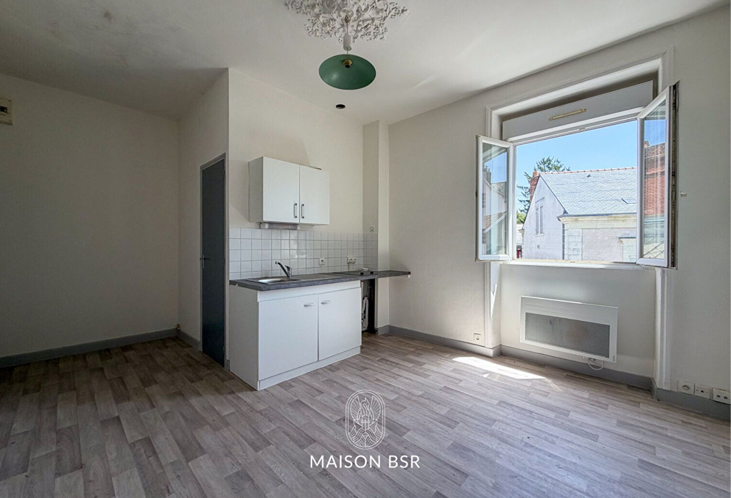 A vendre appartement Type 2 rénové de 27 m2 - Dernier étage - Lumineux — photo 1