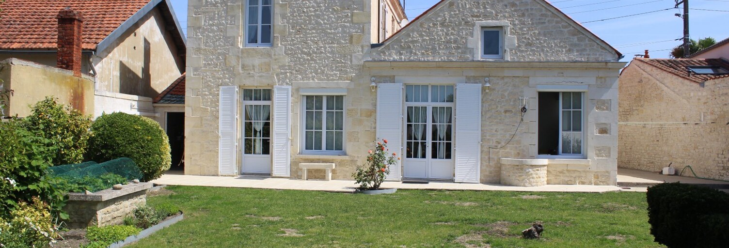 Maison 5 Pièces 166 m² à vendre à Rochefort (17300)
