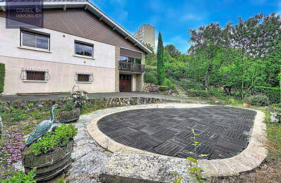 Maison  6 pièces 117 m²  à 5 mn à pied du métro — photo du bien