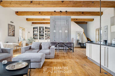 Appartement 4 pièces 2300 €