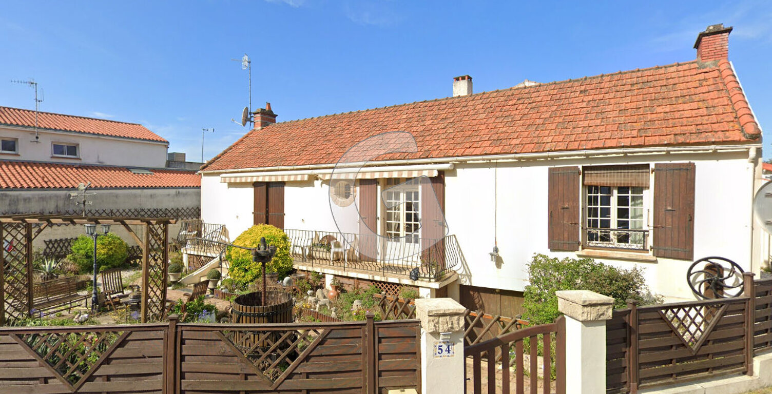 MAISON 6 PIECES- 132M² AVEC VUE MER- À VENDRE- QUARTIER BOISVINET À JARD SUR MER — photo 1