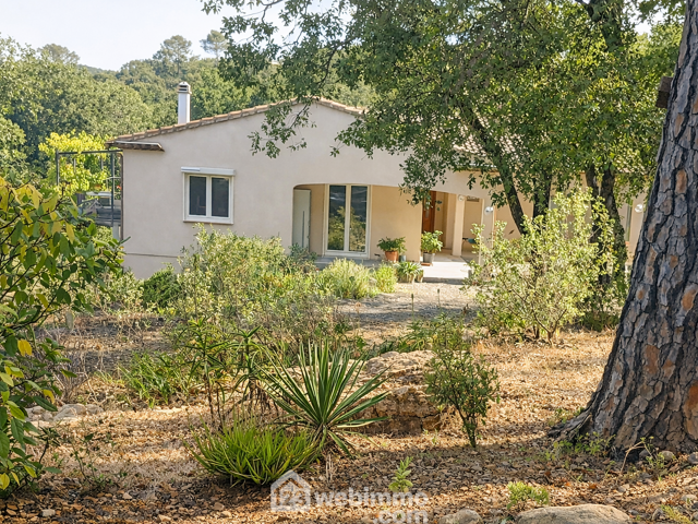 Villas - 128m² - Besse-sur-Issole — photo du bien