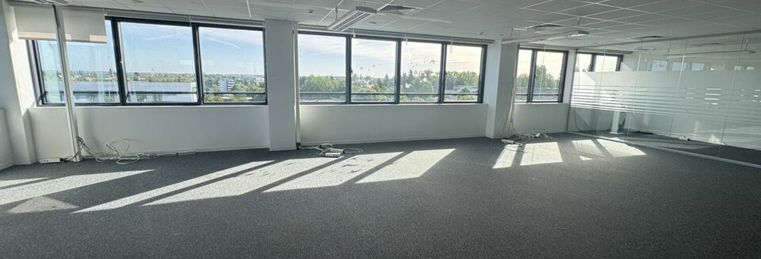 Bureau  415 m² à louer à Tours (37100)