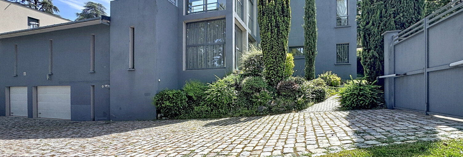 Maison 6 Pièces 220 m² à vendre à Saint-Romain-au-Mont-d'Or (69270)
