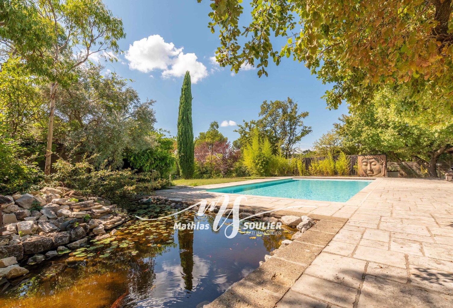 Propriété de 400 m² sur terrain paysagé de 3411m² — photo 1
